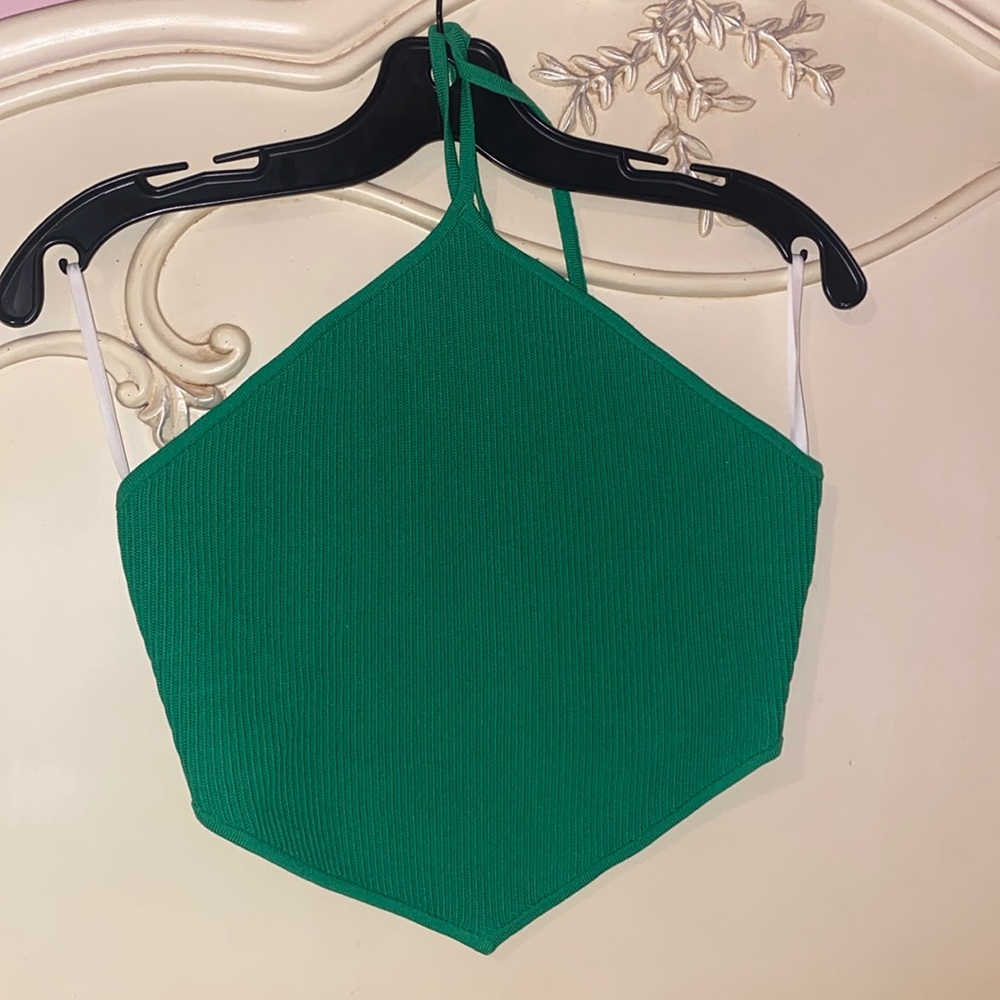 Aritzia green triangle crop top
